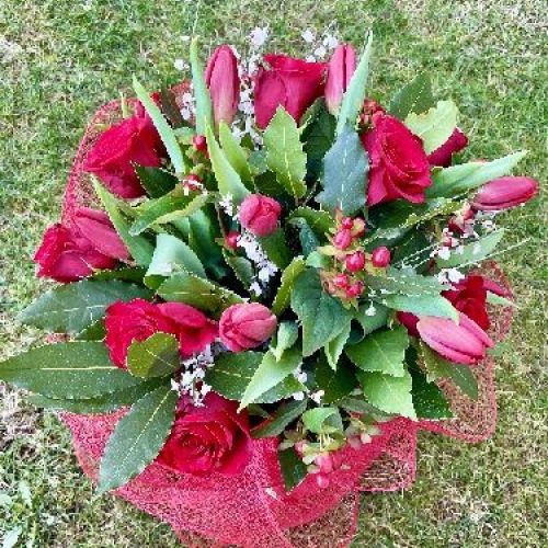 BOUQUET ROSSO <br/> Bouquet di Fiori e Richiesta Consegna a Domicilio
